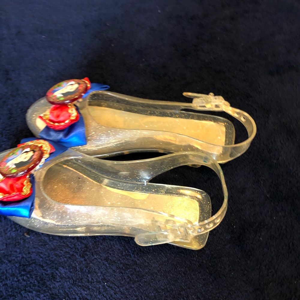 Shoes - Picture 6 of 10